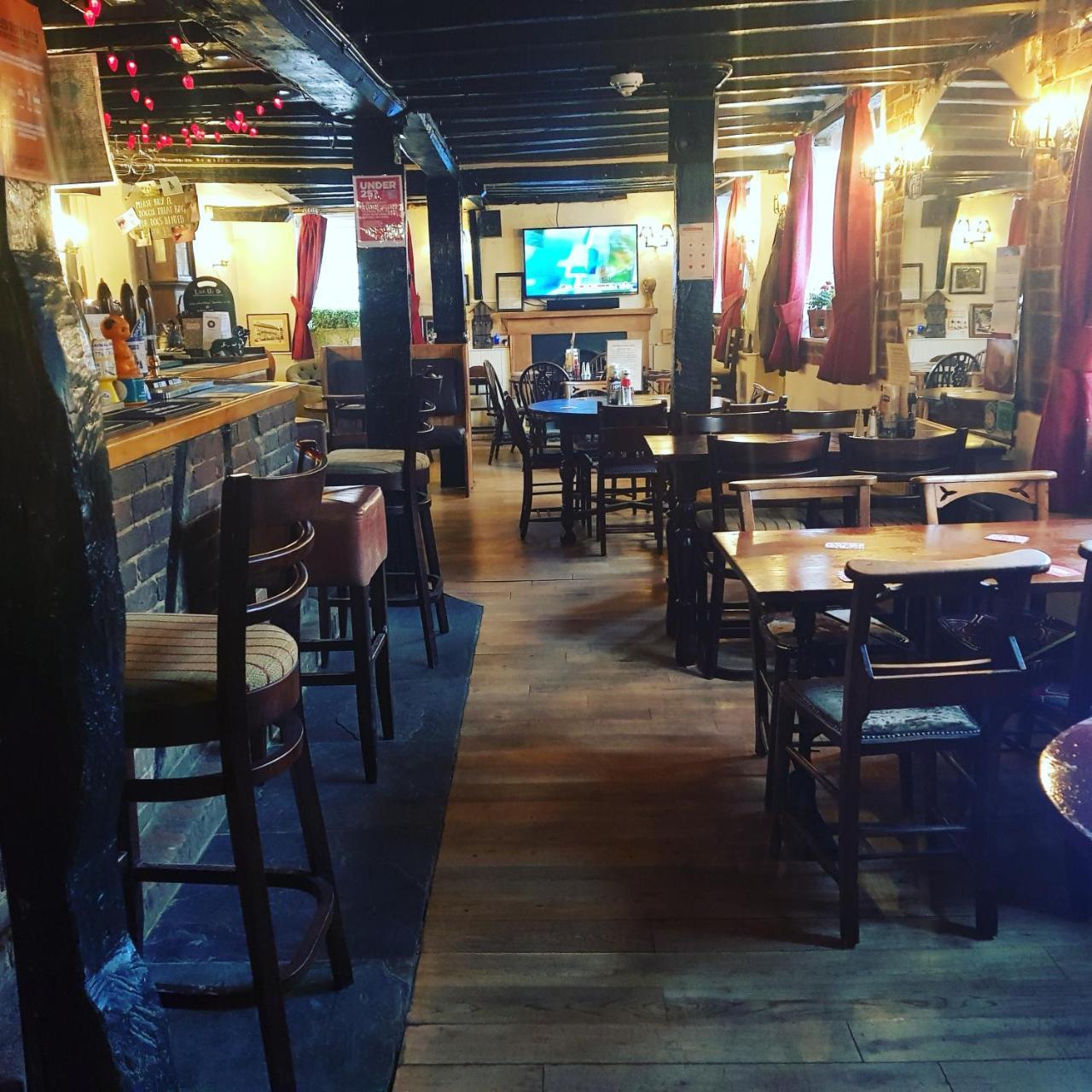 The Wheatsheaf Surrey 3*